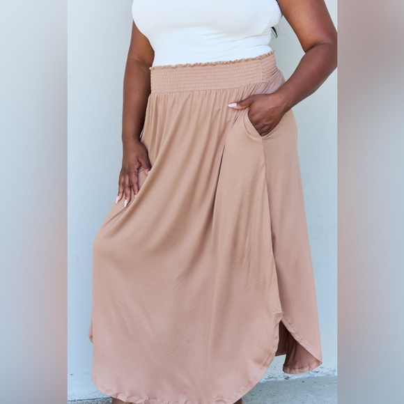 SALE!! NINEXIS Comfort Princess Plus Size High Waist Slit Maxi Skirt Tan - Picture 4 of 5